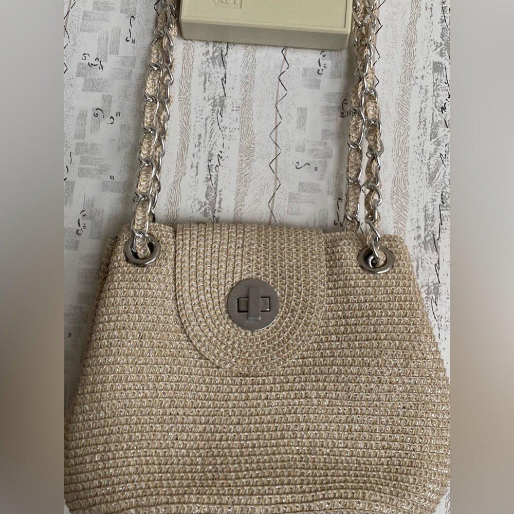 Ladies Kim Roger’s Straw Handbag